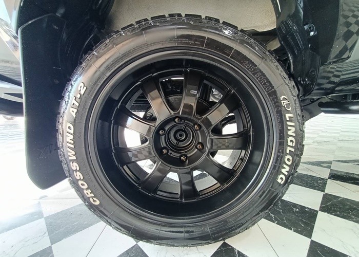 Used 12
                    TOYOTA
                     for Sale Image